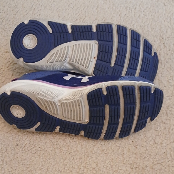 Girls Under Armour Purple and Blue Sneakers - Picture 8 of 9